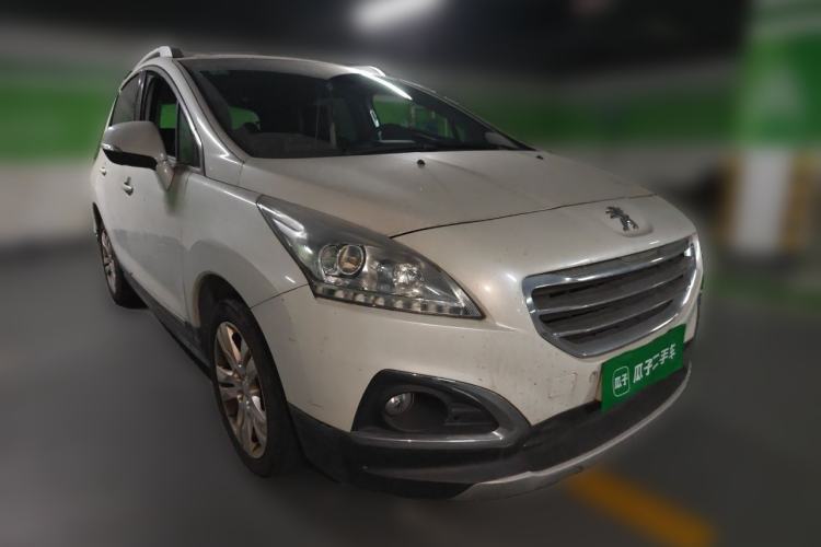 Used Peugeot 3008 2015 1.6THP Automatic Prestige Edition Front Right 45 Deg