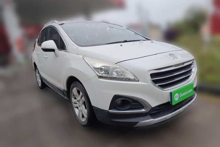 Used Peugeot 3008 2015 1.6THP Automatic Classic Edition Front Right 45 Deg