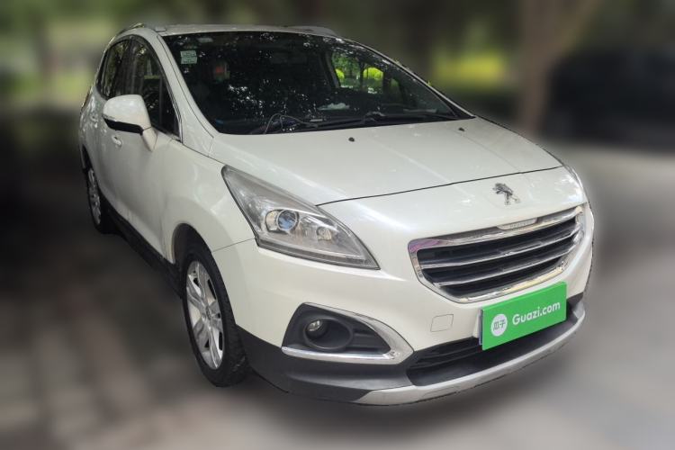 Used Peugeot 3008 2015 2.0L Automatic Classic Edition Front Right 45 Deg