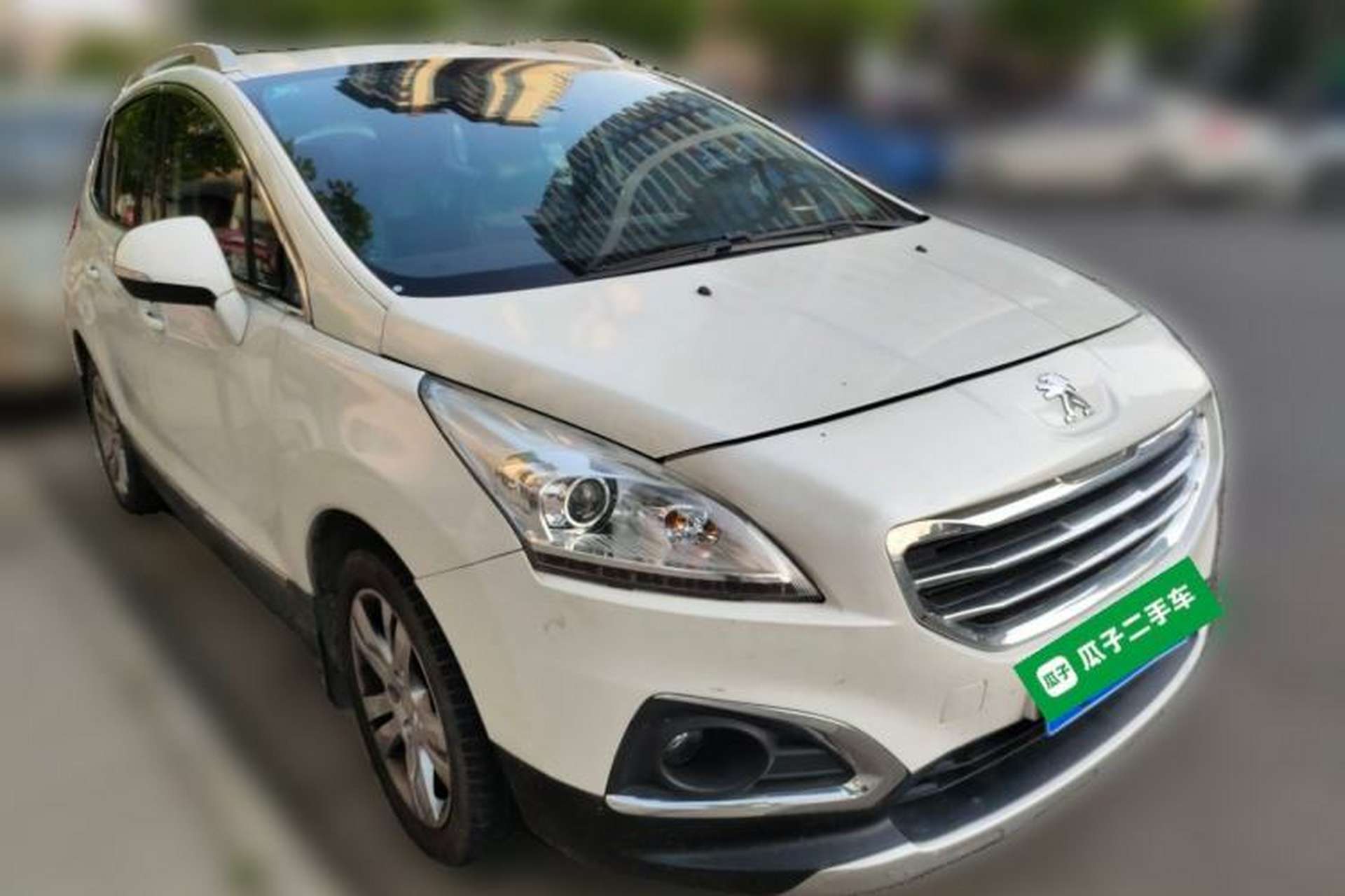 Used Peugeot 3008 2015 2.0L Automatic Classic Edition Front Right 45 Deg