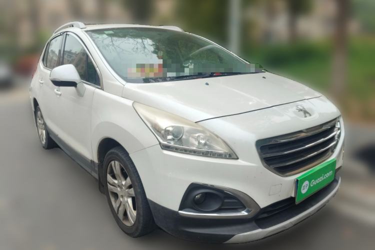 Used Peugeot 3008 2015 2.0L Automatic Classic Edition Front Right 45 Deg