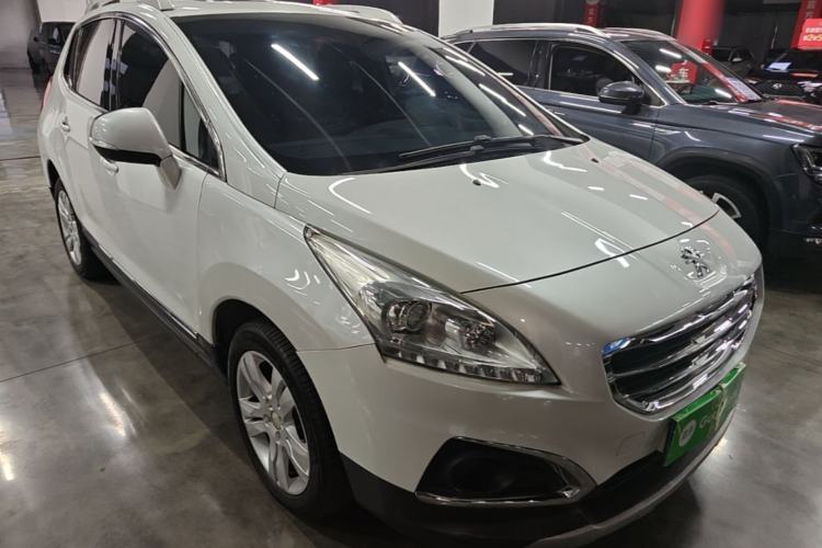 Used Peugeot 3008 2015 1.6THP Automatic Prestige Edition Front Right 45 Deg
