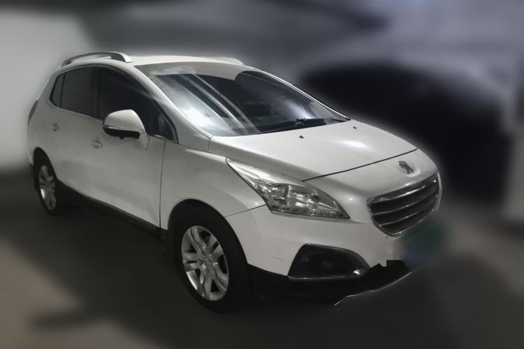 Used Peugeot 3008 2015 1.6THP Automatic Classic Edition Front Right 45 Deg