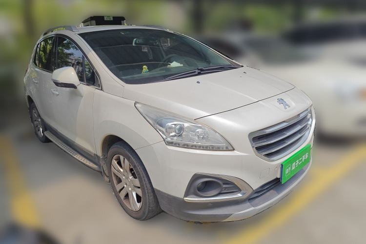Used Peugeot 3008 2015 1.6THP Automatic Prestige Edition Front Right 45 Deg