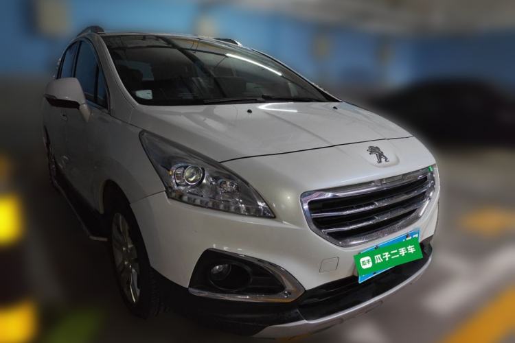 Used Peugeot 3008 2015 2.0L Automatic Classic Edition Front Right 45 Deg