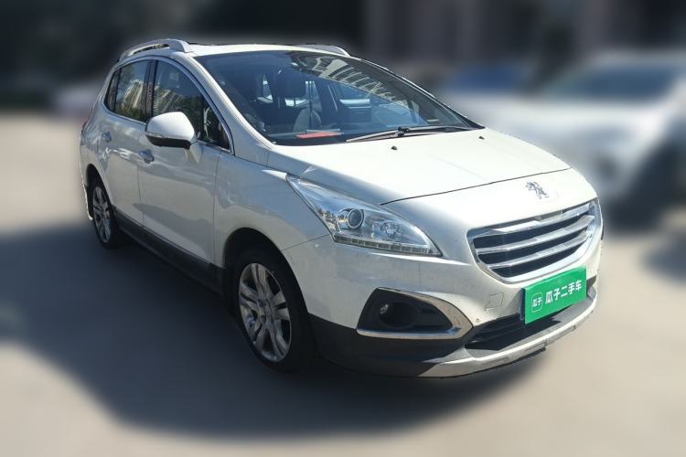 Used Peugeot 3008 2015 2.0L Automatic Trend Edition Front Right 45 Deg