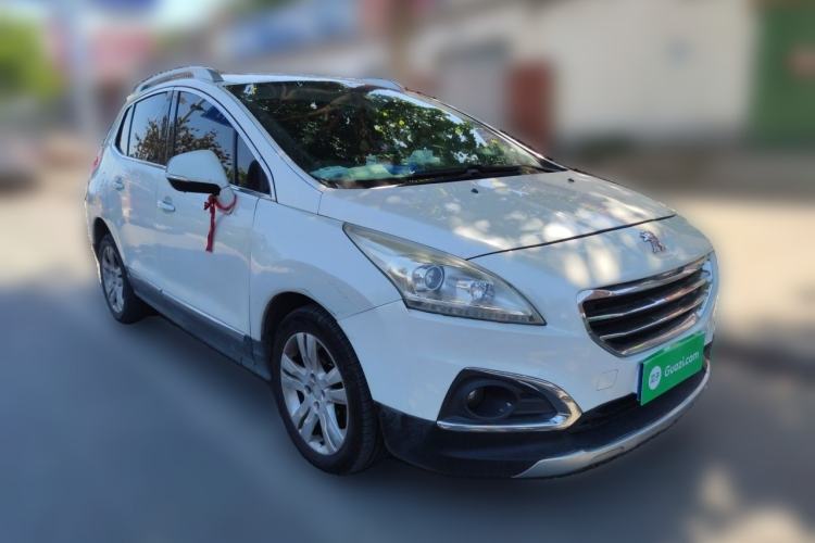Used Peugeot 3008 2015 1.6THP Automatic Classic Edition Front Right 45 Deg