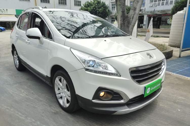 Used Peugeot 3008 2015 1.6THP Automatic Classic Edition Front Right 45 Deg