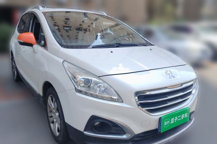 Used Peugeot 3008 2015 1.6THP Roland Garros Edition Front Right 45 Deg