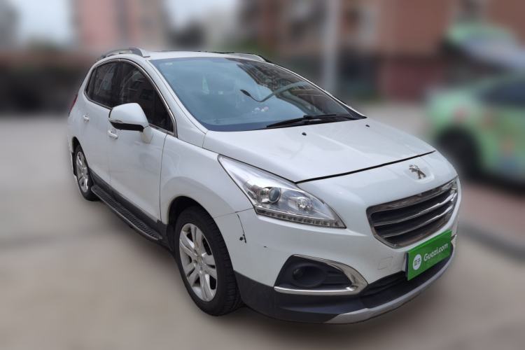 Used Peugeot 3008 2015 2.0L Automatic Classic Edition Front Right 45 Deg