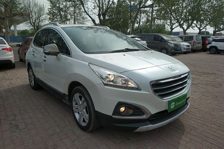 Used Peugeot 3008 2015 2.0L Automatic Classic Edition Front Right 45 Deg