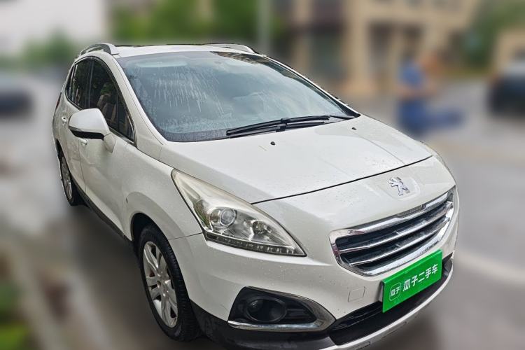 Used Peugeot 3008 2015 2.0L Automatic Trend Edition Front Right 45 Deg