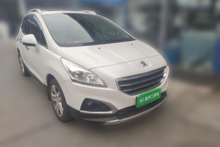 Used Peugeot 3008 2015 1.6THP Automatic Prestige Edition Front Right 45 Deg