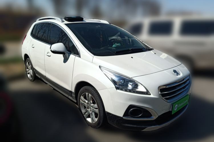 Used Peugeot 3008 2015 2.0L Automatic Trend Edition Front Right 45 Deg