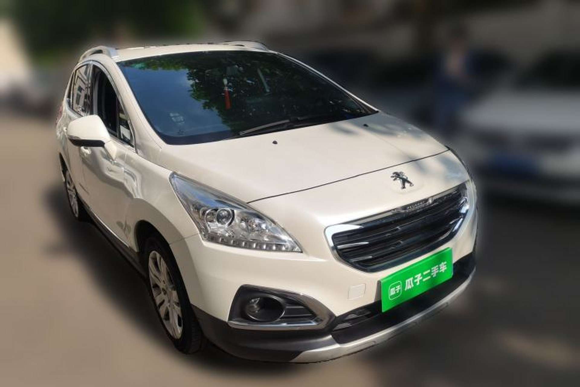 Used Peugeot 3008 2015 2.0L Automatic Trend Edition Front Right 45 Deg