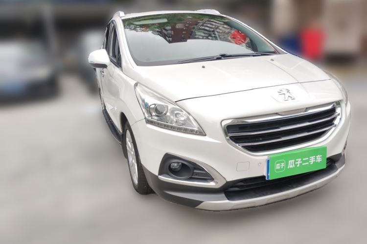 Used Peugeot 3008 2015 1.6THP Automatic Prestige Edition Front Right 45 Deg