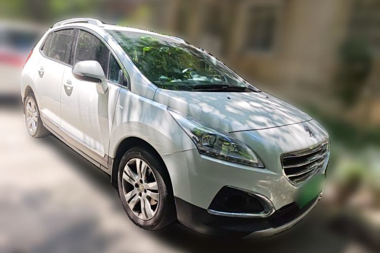 Used Peugeot 3008 2015 1.6THP Automatic Prestige Edition Front Right 45 Deg