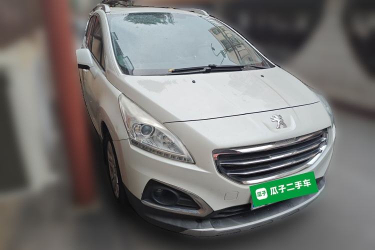 Used Peugeot 3008 2015 2.0L Automatic Trend Edition Front Right 45 Deg