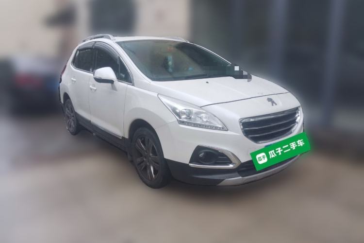 Used Peugeot 3008 2015 2.0L Automatic Classic Edition Front Right 45 Deg