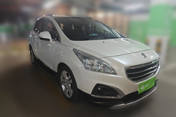 Used Peugeot 3008 2015 1.6THP Automatic Prestige Edition Front Right 45 Deg