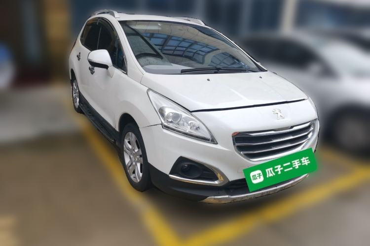 Used Peugeot 3008 2015 2.0L Automatic Classic Edition Front Right 45 Deg
