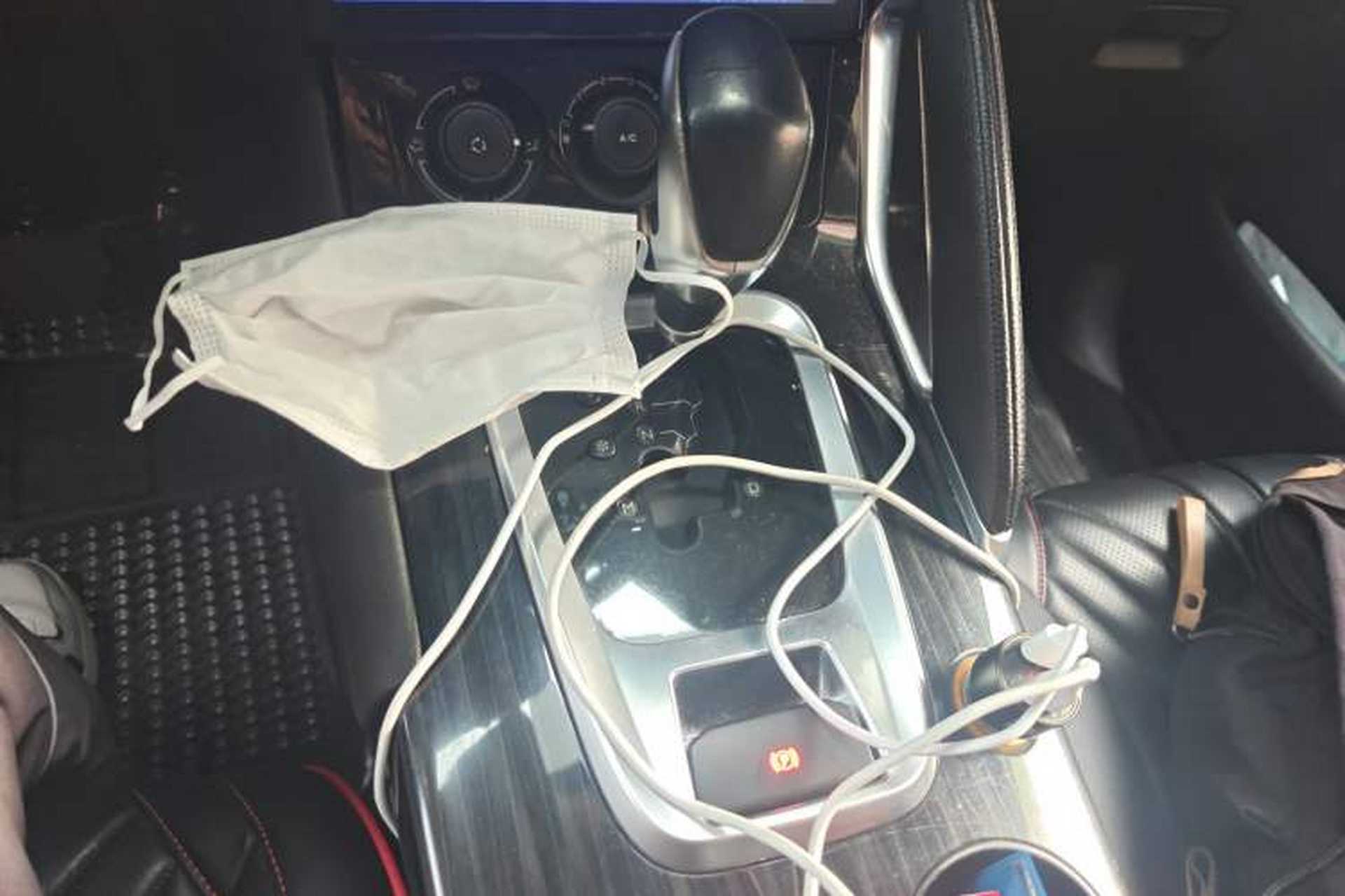 Used Peugeot 3008 2015 2.0L Automatic Classic Edition Gear Lever