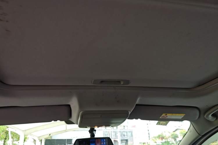 Used Peugeot 3008 2015 1.6THP Automatic Trend Edition Headliner