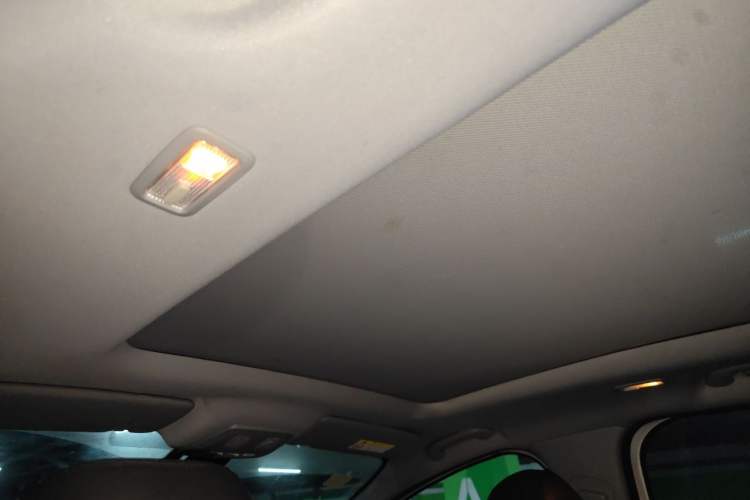 Used Peugeot 3008 2015 1.6THP Automatic Prestige Edition Headliner