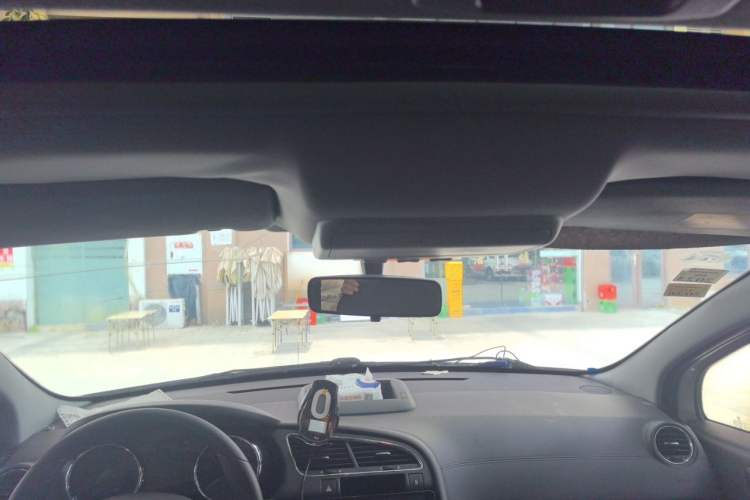 Used Peugeot 3008 2015 2.0L Automatic Classic Edition Headliner