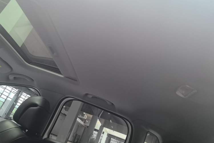 Used Peugeot 3008 2015 2.0L Automatic Trend Edition Headliner