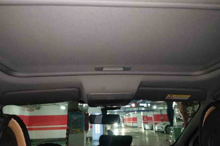 Used Peugeot 3008 2015 2.0L Automatic Trend Edition Headliner