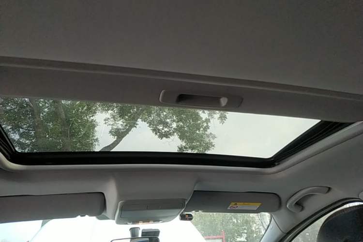 Used Peugeot 3008 2015 1.6THP Automatic Classic Edition Headliner