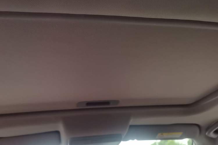 Used Peugeot 3008 2015 1.6THP Automatic Classic Edition Headliner