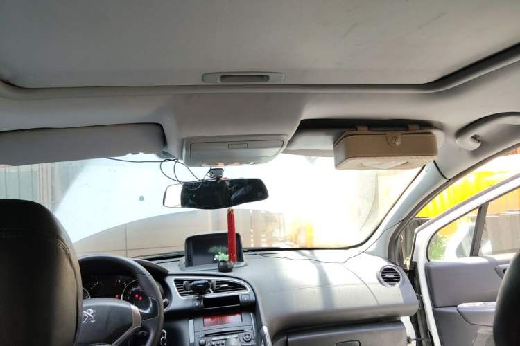 Used Peugeot 3008 2015 2.0L Automatic Classic Edition Headliner