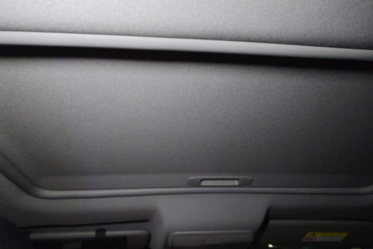 Used Peugeot 3008 2015 2.0L Automatic Trend Edition Headliner