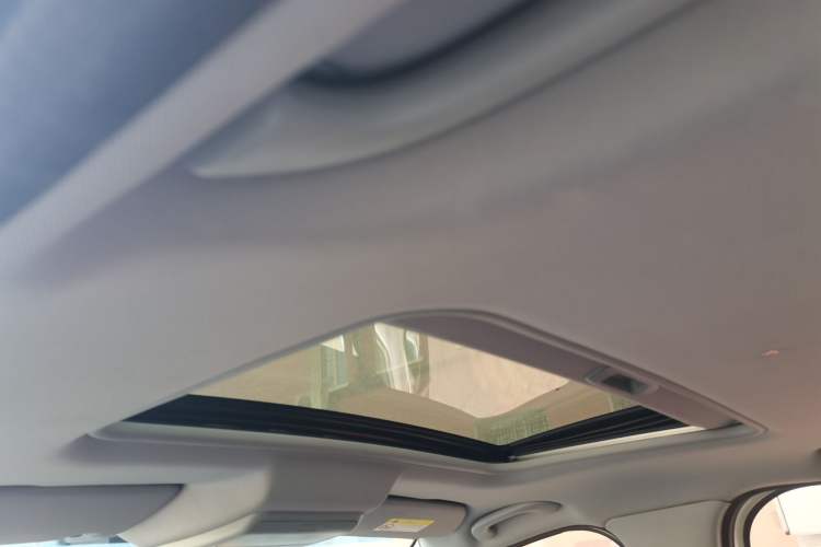 Used Peugeot 3008 2015 2.0L Automatic Classic Edition Headliner