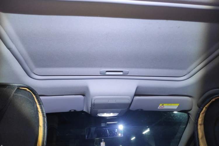 Used Peugeot 3008 2015 1.6THP Automatic Classic Edition Headliner
