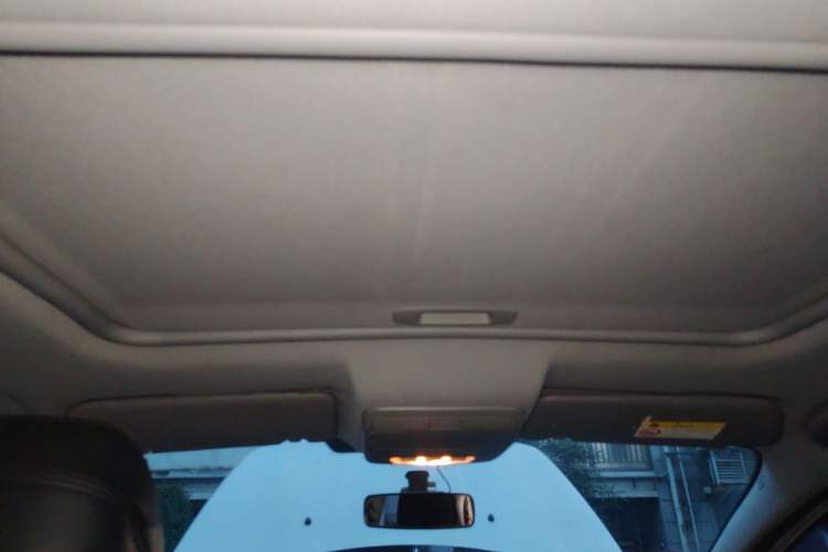 Used Peugeot 3008 2015 1.6THP Automatic Classic Edition Headliner