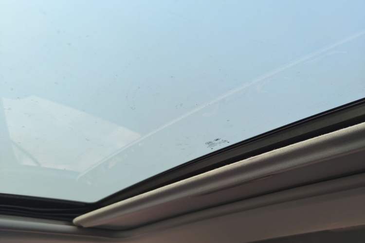 Used Peugeot 3008 2015 1.6THP Automatic Classic Edition Headliner
