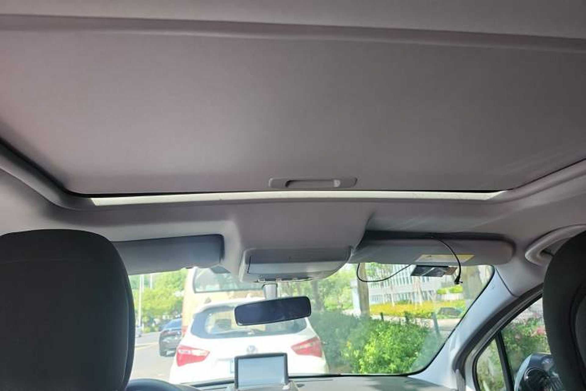 Used Peugeot 3008 2015 2.0L Automatic Classic Edition Headliner