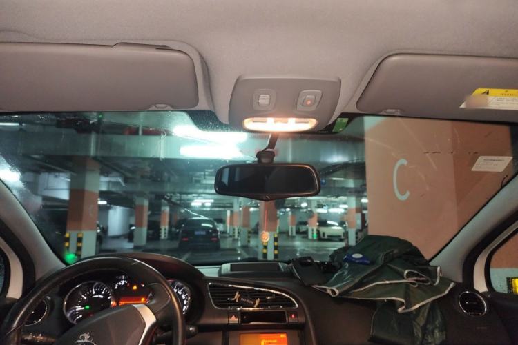 Used Peugeot 3008 2015 2.0L Automatic Trend Edition Headliner