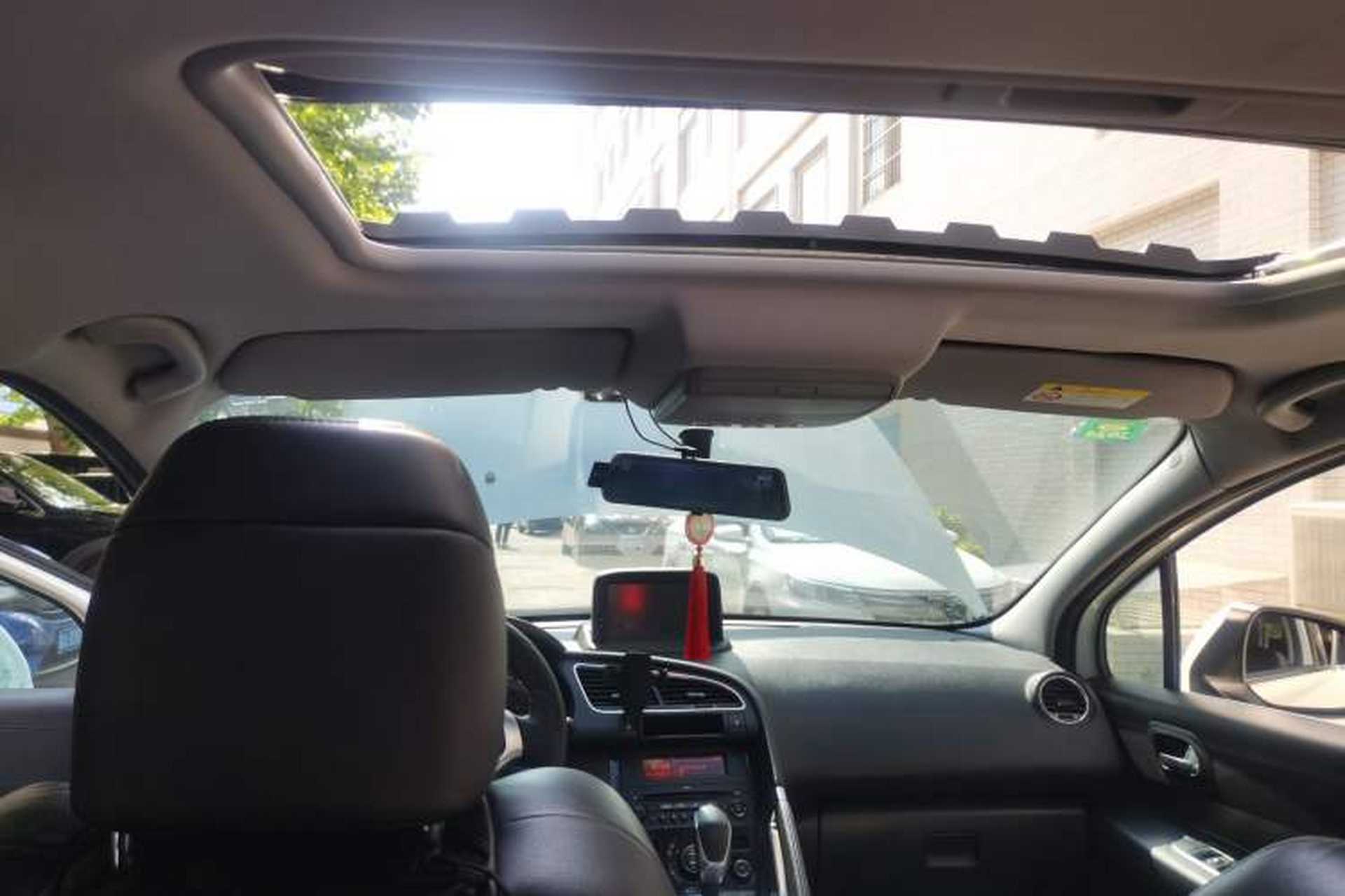 Used Peugeot 3008 2015 2.0L Automatic Trend Edition Headliner
