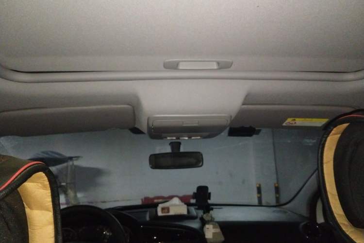 Used Peugeot 3008 2015 2.0L Automatic Classic Edition Headliner