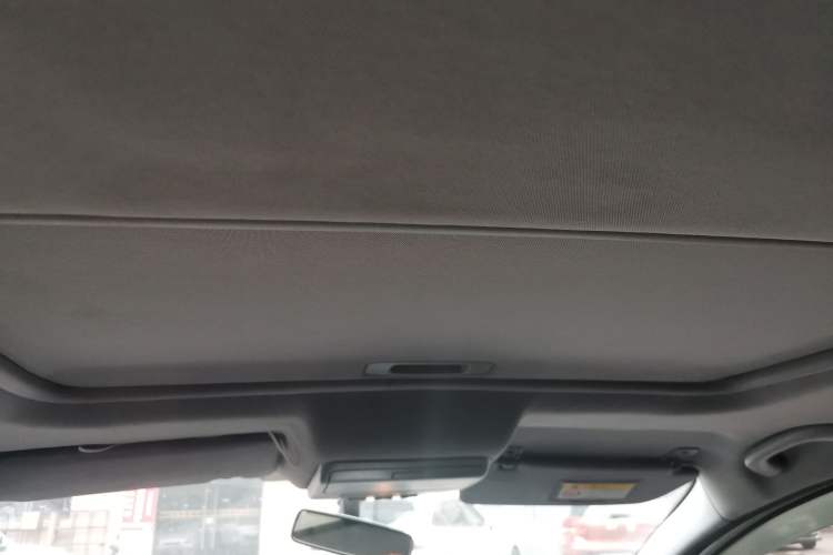 Used Peugeot 3008 2015 2.0L Automatic Classic Edition Headliner