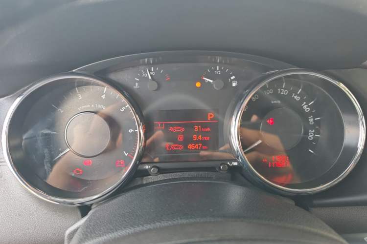 Used Peugeot 3008 2015 1.6THP Automatic Prestige Edition Instrument Cluster