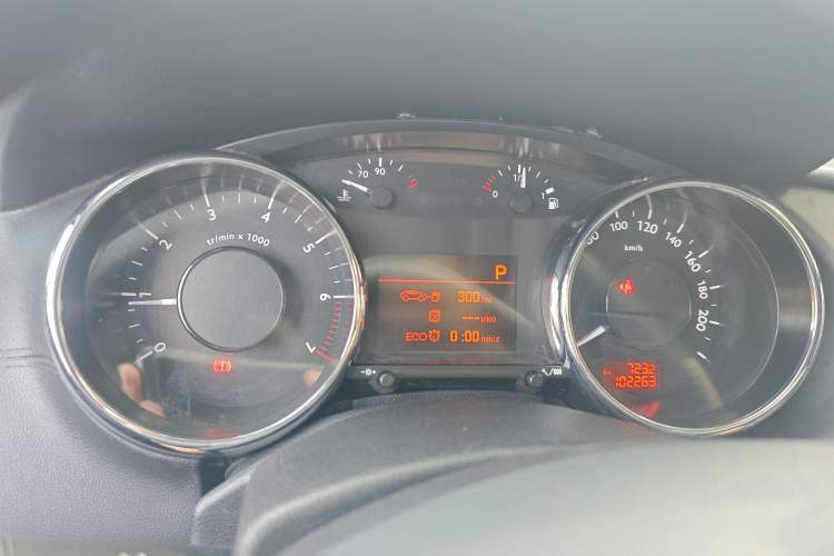 Used Peugeot 3008 2015 1.6THP Automatic Classic Edition Instrument Cluster