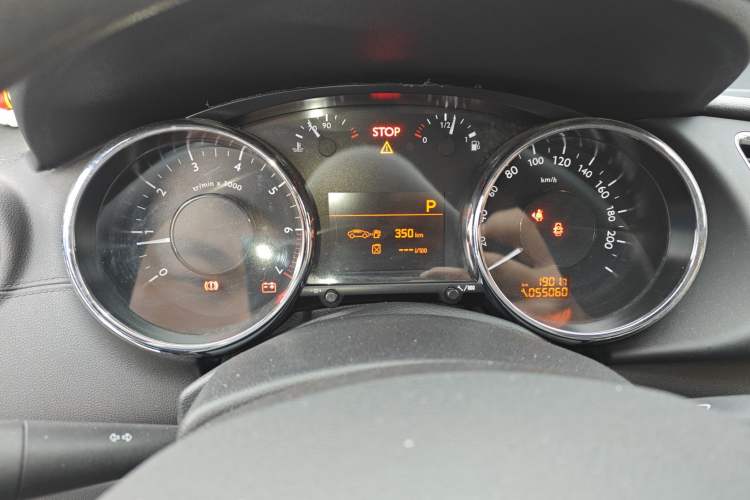 Used Peugeot 3008 2015 2.0L Automatic Classic Edition Instrument Cluster