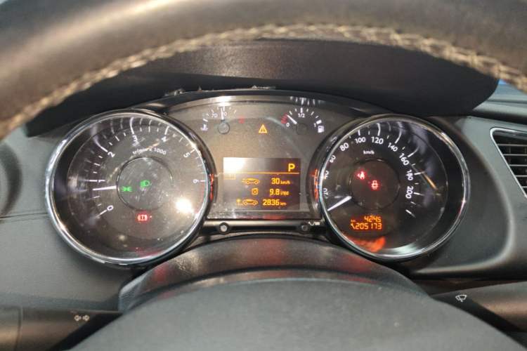 Used Peugeot 3008 2015 2.0L Automatic Trend Edition Instrument Cluster