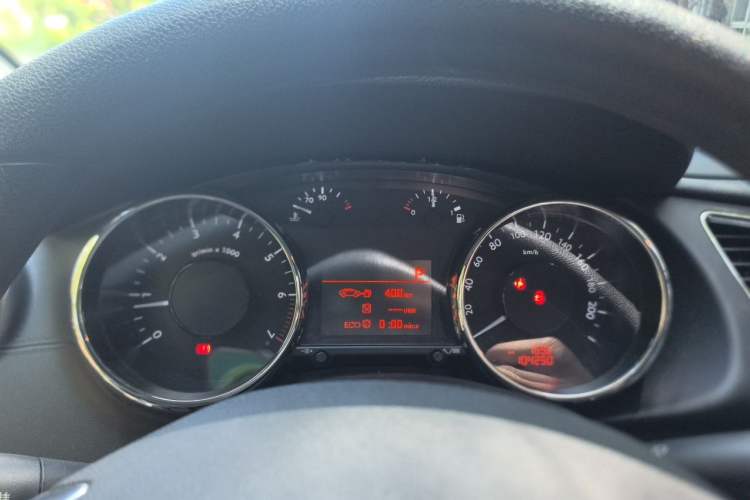 Used Peugeot 3008 2015 1.6THP Automatic Classic Edition Instrument Cluster