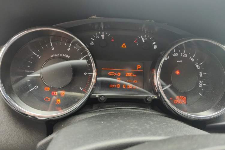 Used Peugeot 3008 2015 1.6THP Automatic Classic Edition Instrument Cluster